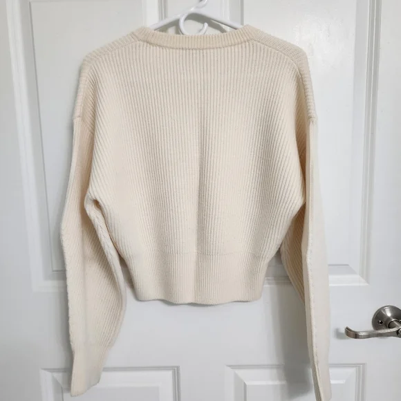 Lilysilk - Merino Wool Sweater - Picture 2 of 6